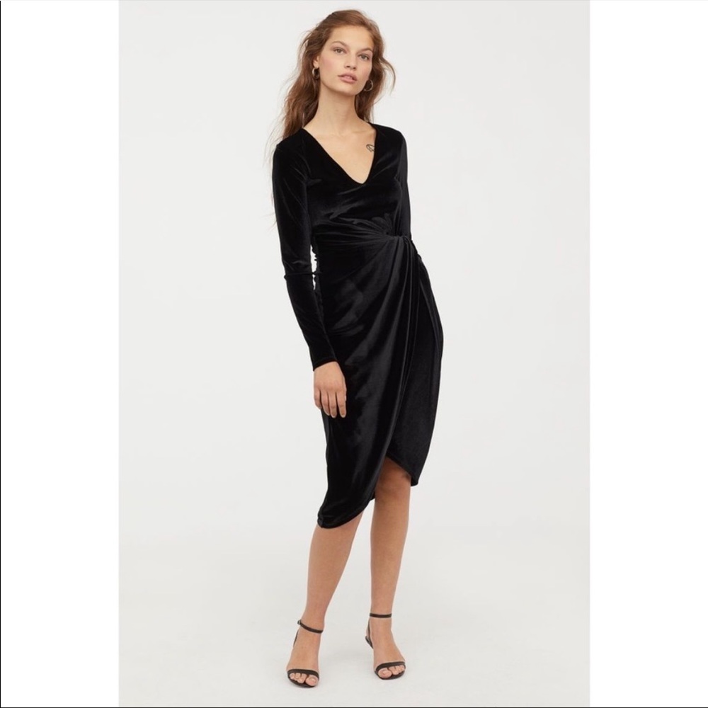 H&M velvet black dress size 2